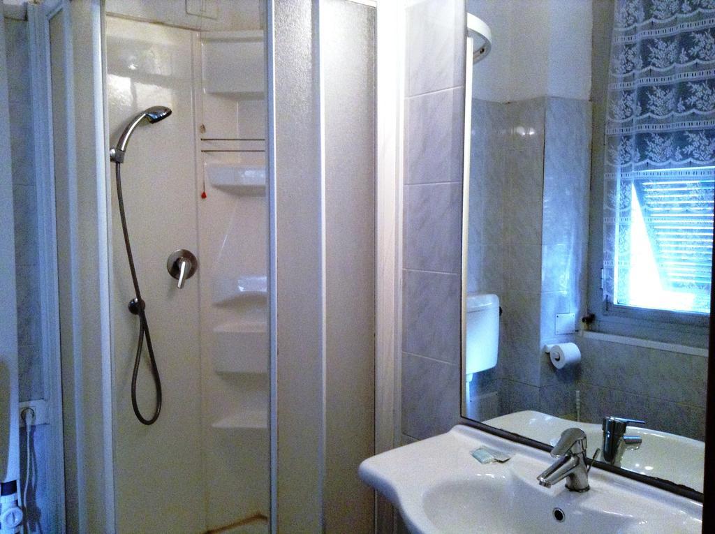 Bernheof Hotel Genoa